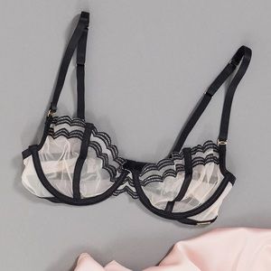 NWT •Bluebella Carlotta Bra In Rose And Black-Pink
